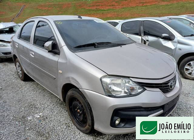 TOYOTA ETIOS SEDAN X 1.5 16V DUAL VVT-I 2018