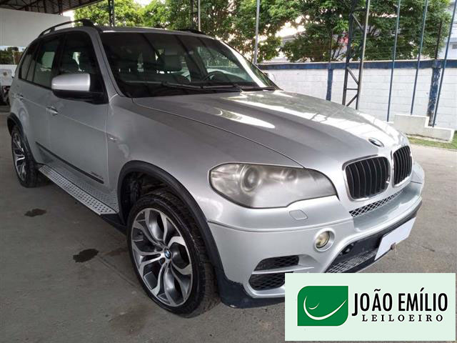 BMW X5 4.4 4X4 50I SPORT V8 32V GASOLINA 4P AUTOMÁTICO