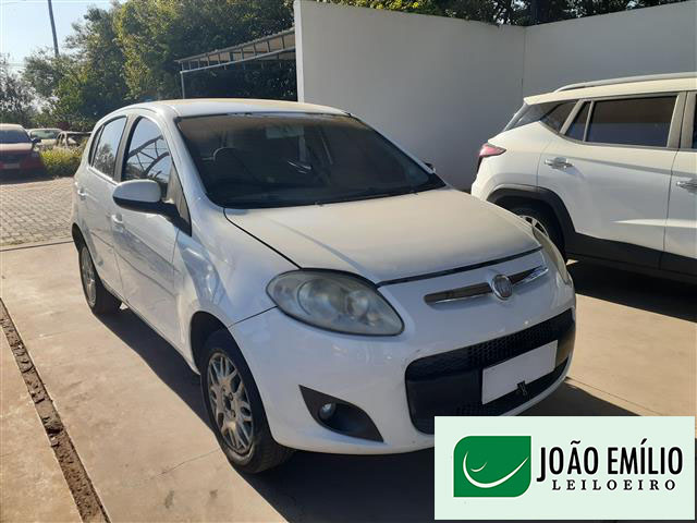 FIAT PALIO 1.6 MPI ESSENCE 16V FLEX 4P MANUAL