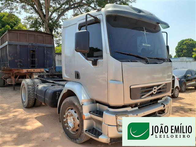 VOLVO VM 310 4X2